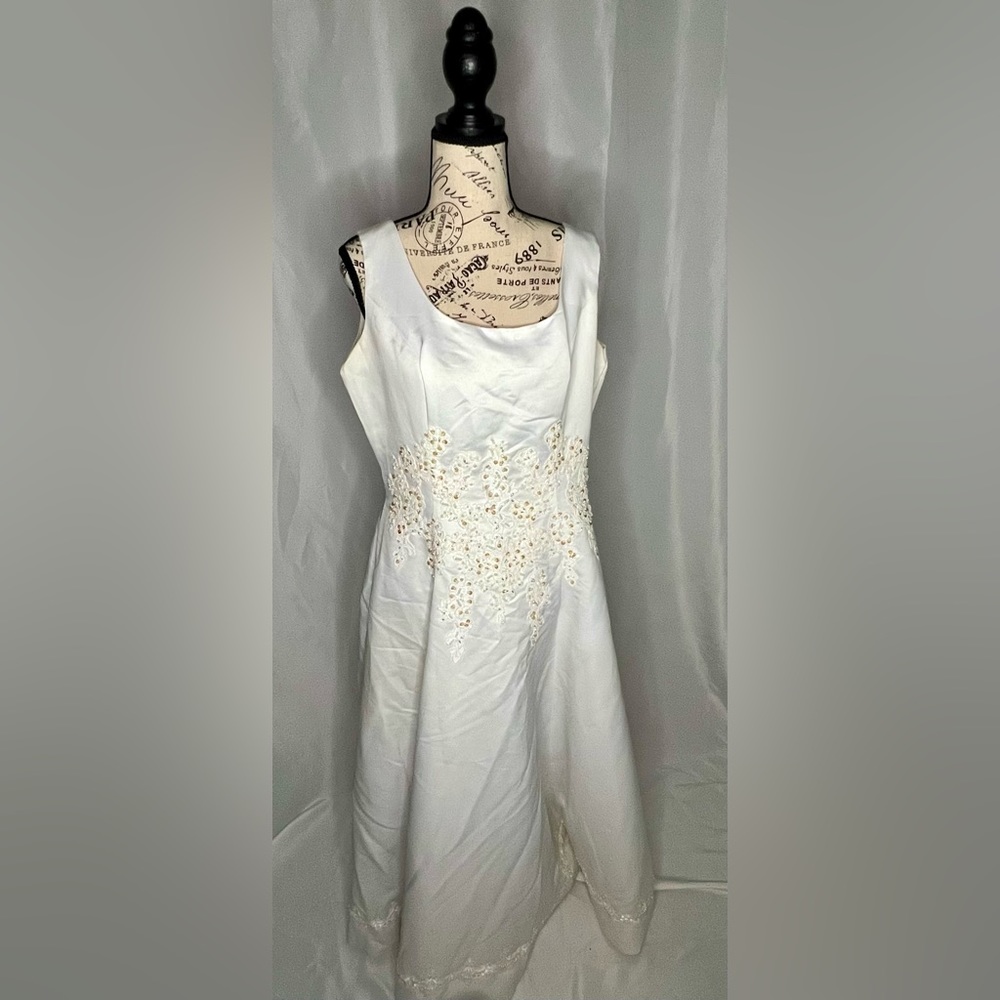 Junior bride gown size 14